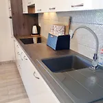 In Rovanjska Near Velebit Mountains Apartamento