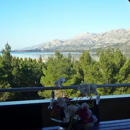 In Rovanjska Near Velebit Mountains Apartament
