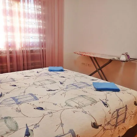 Apartment In Rovanjska, Comfortable And Close To The