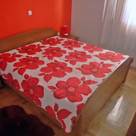 In Rovanjska, Comfortable And Close To The *