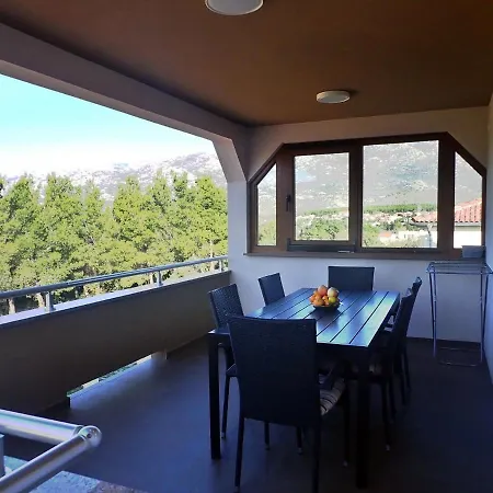 In Rovanjska, Comfortable And Close To The